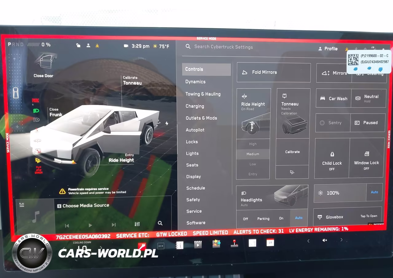 2025 Tesla Cybertruck VIN:7G2CEHEE0SA060392 - 18