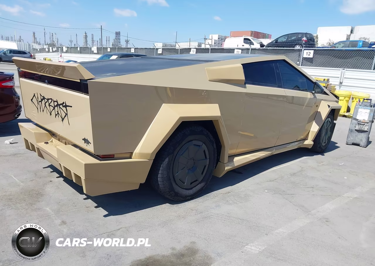 2025 Tesla Cybertruck VIN:7G2CEHEE0SA060392 - 4