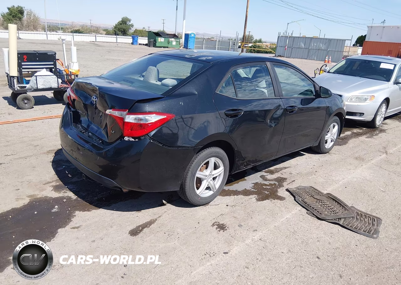 2014 Toyota Corolla Le VIN:5YFBURHE1EP162833 - 4
