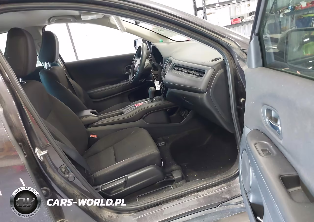 2017 Honda Hr-V Lx VIN:3CZRU6H35HM725139 - 5