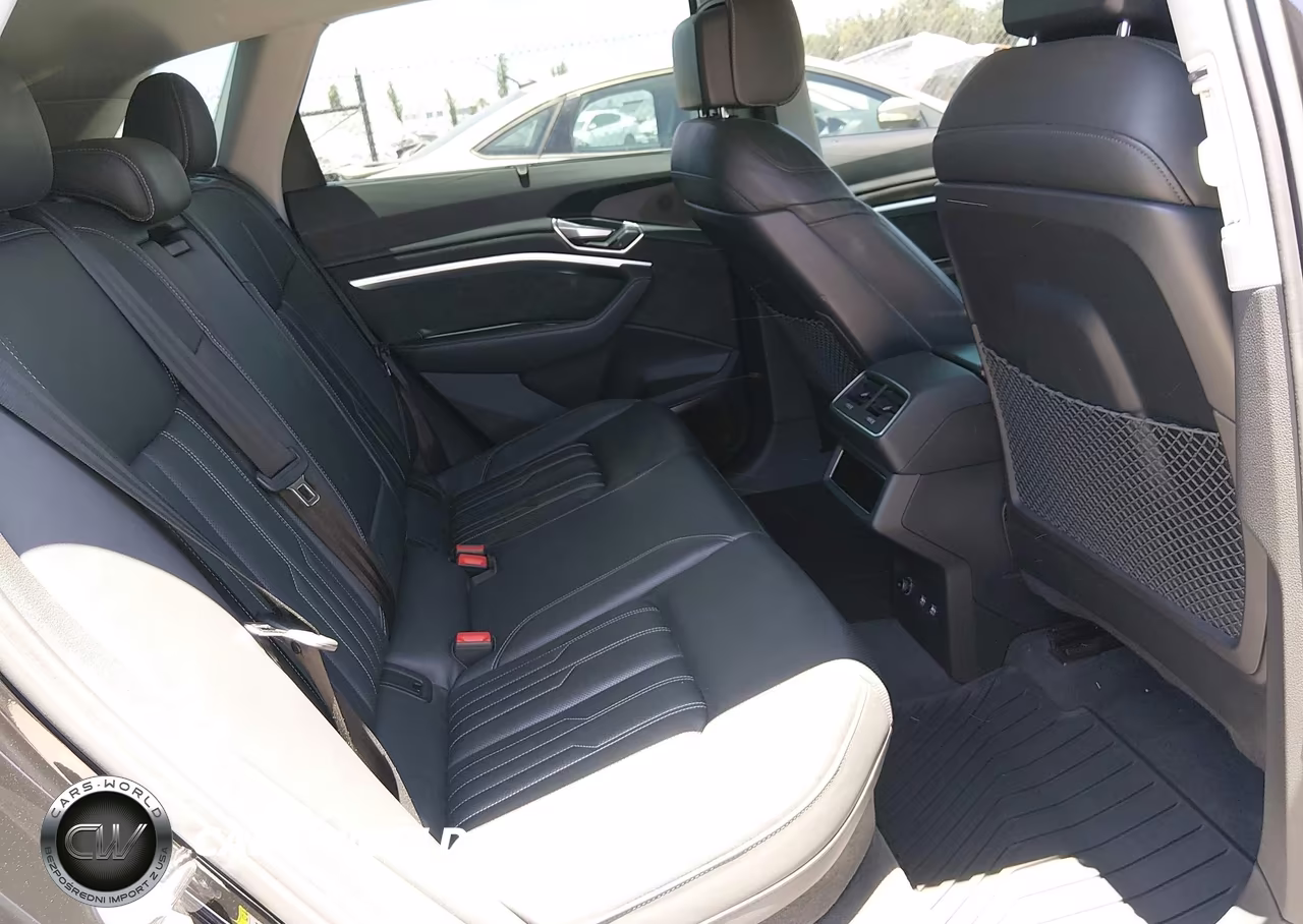 2019 Audi E-Tron Premium Plus VIN:WA1VAAGE7KB021651 - 8