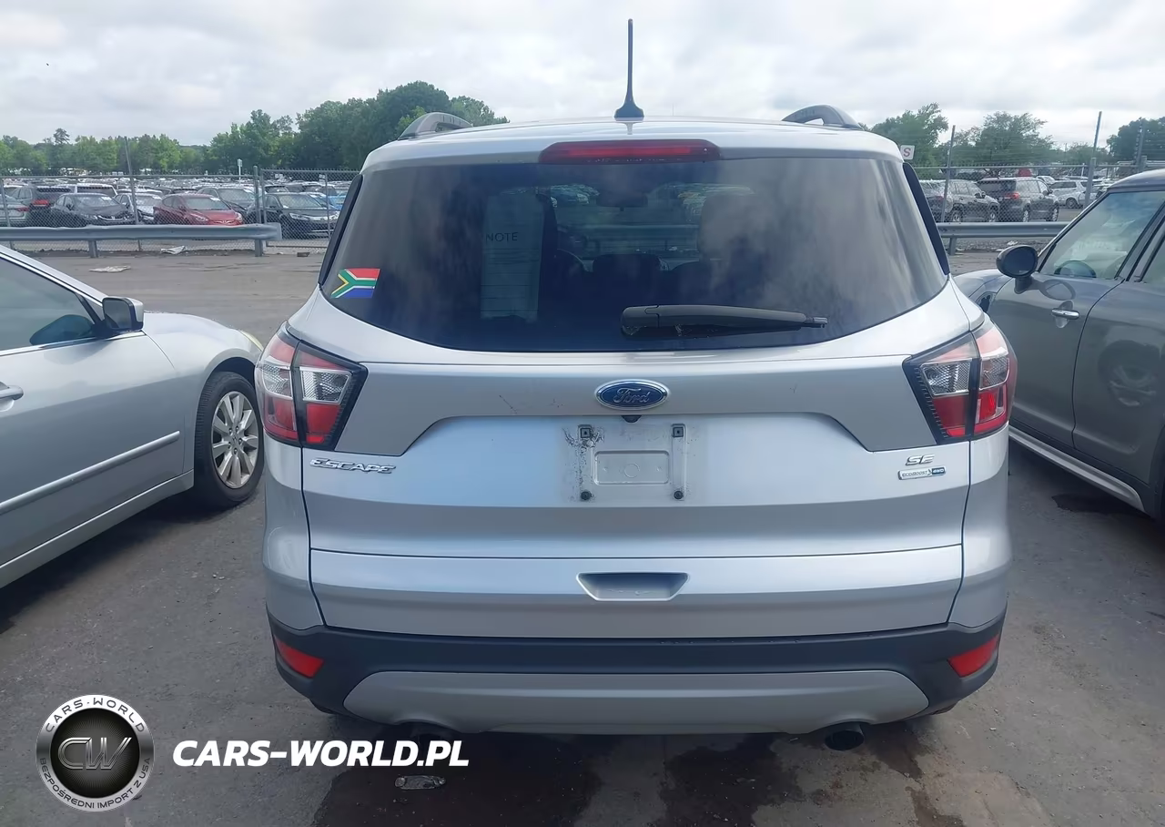 2018 Ford Escape Se VIN:1FMCU9GD3JUB27040 - 16