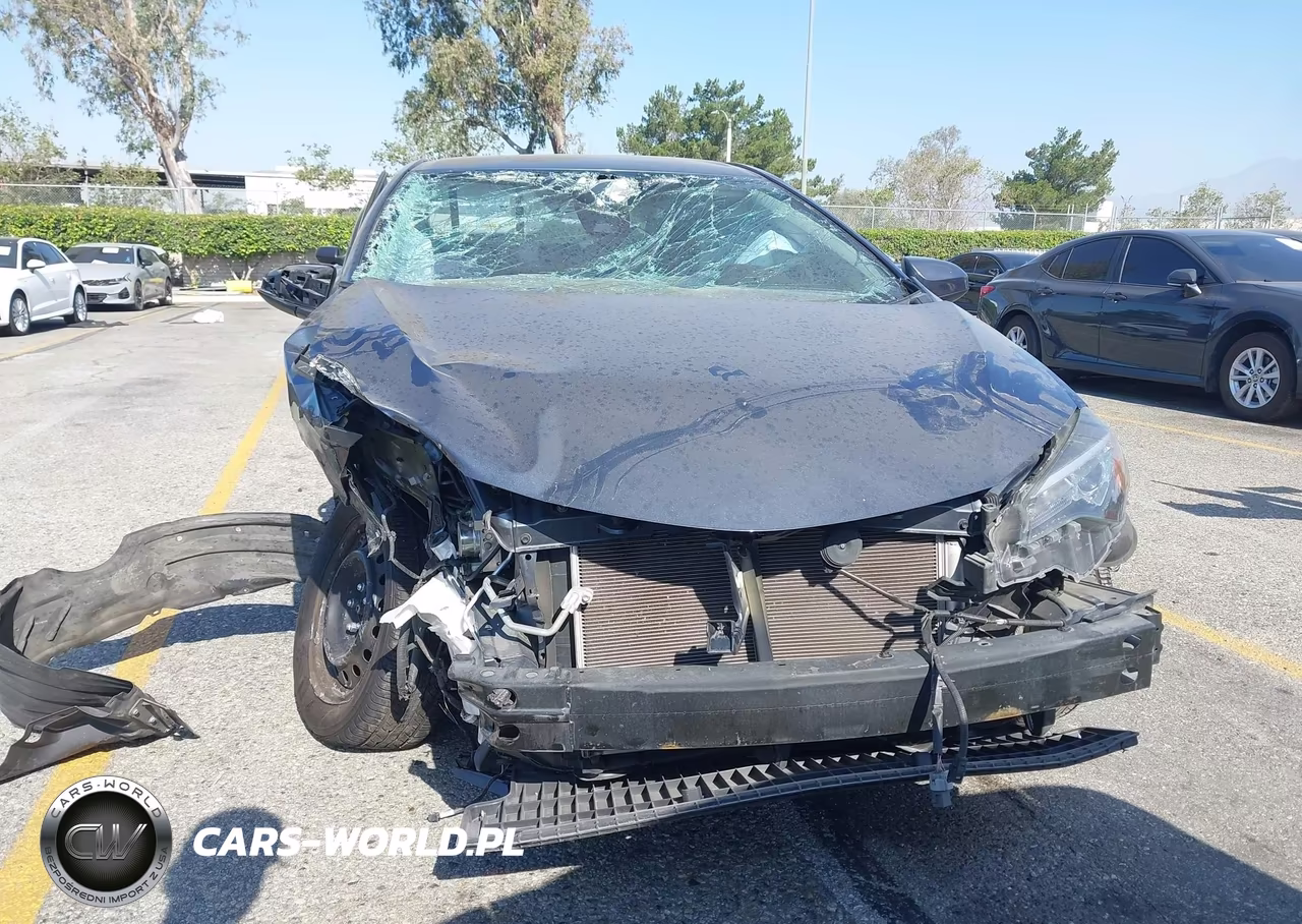 2019 Toyota Corolla Le VIN:2T1BURHE9KC160999 - 12