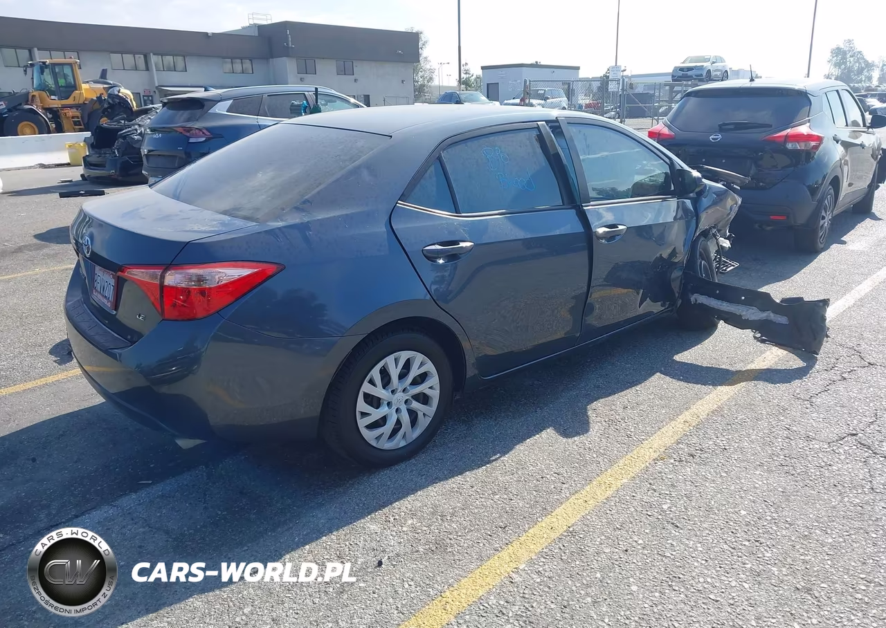 2019 Toyota Corolla Le VIN:2T1BURHE9KC160999 - 4