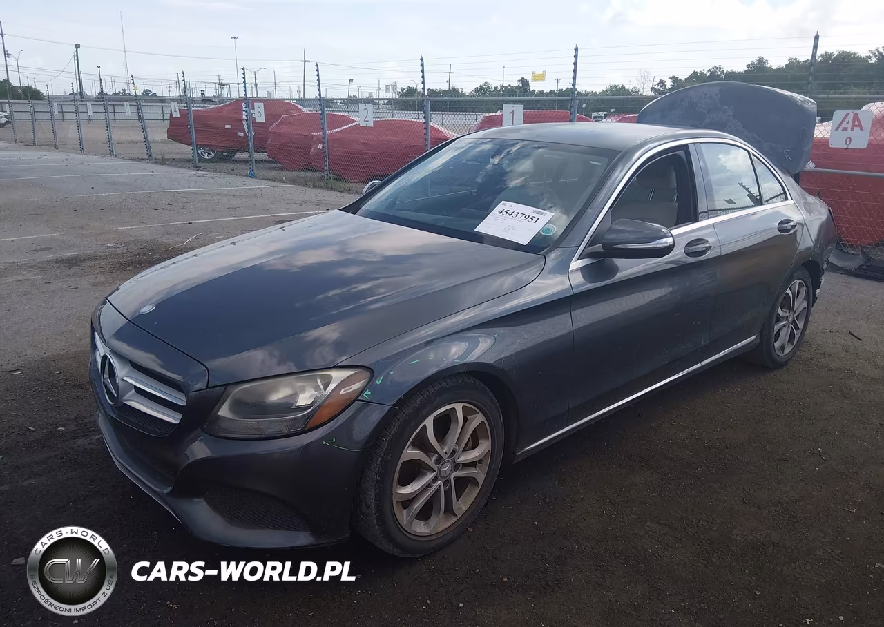 2015 Mercedes-Benz C 300 VIN:55SWF4JB3FU083528 - 2