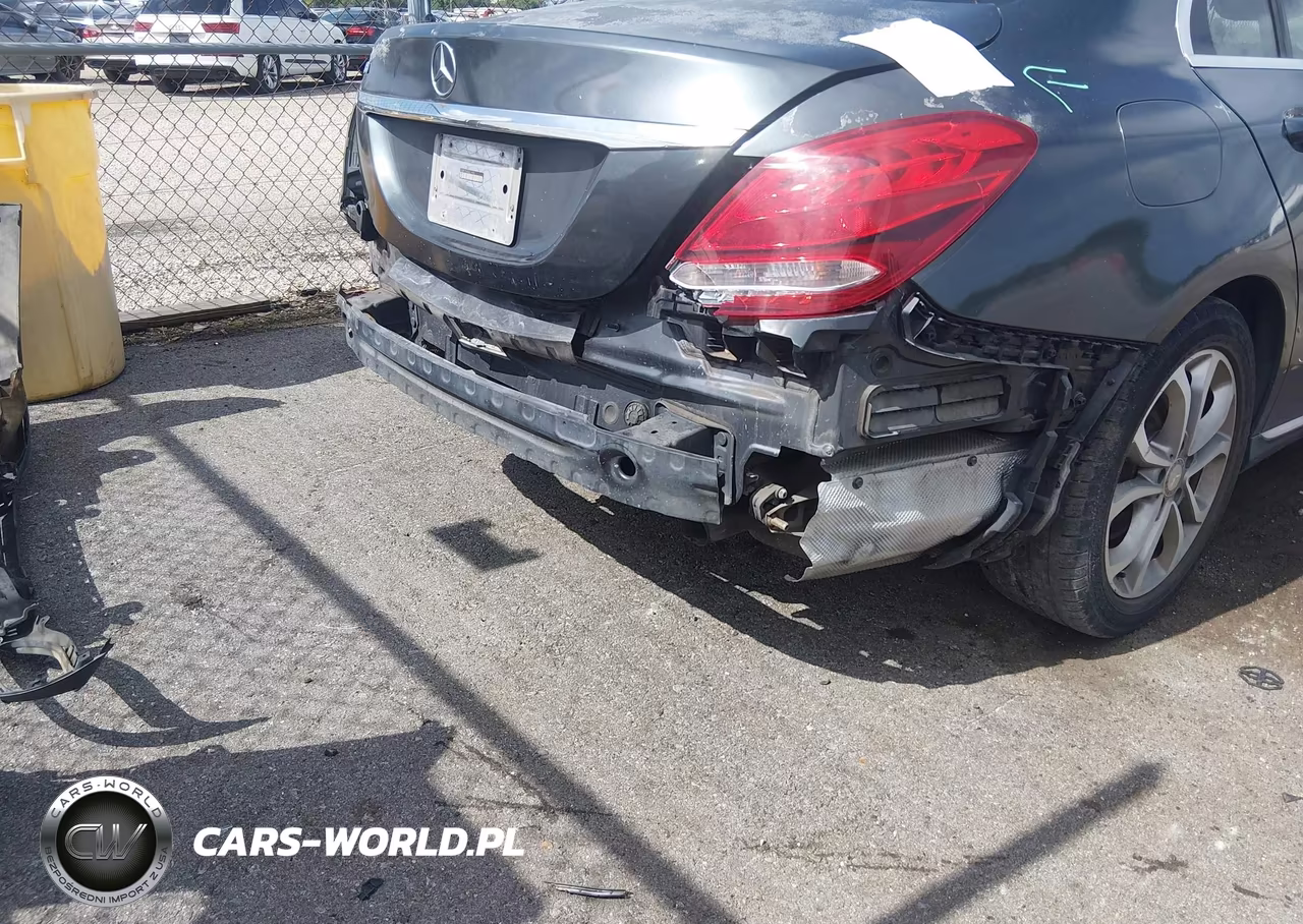 2015 Mercedes-Benz C 300 VIN:55SWF4JB3FU083528 - 6
