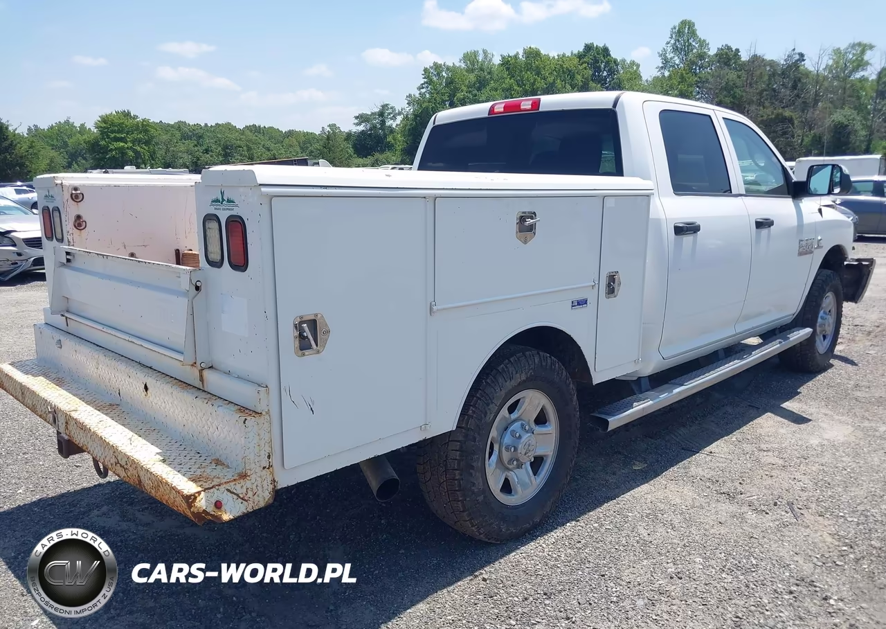 2015 Ram 2500 Tradesman VIN:3C6UR5CL3FG501311 - 4