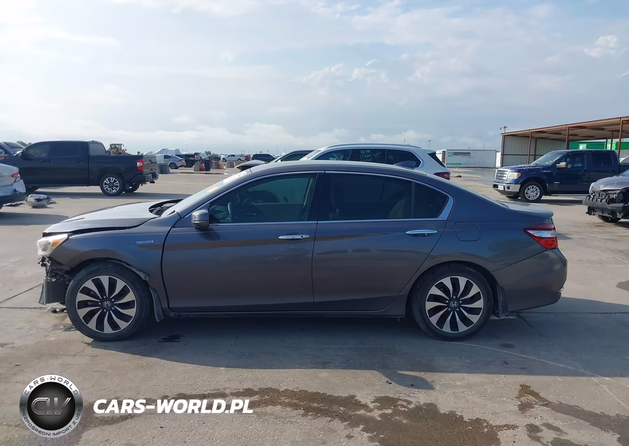 2017 Honda Accord Hybrid VIN:JHMCR6F35HC002536 - 15
