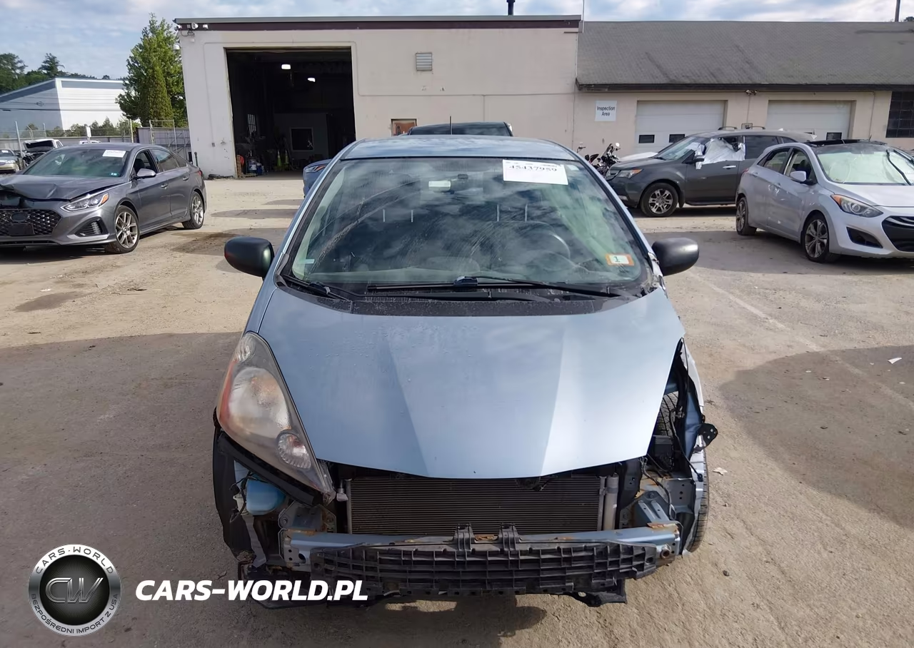 2011 Honda Fit VIN:JHMGE8H38BC020221 - 12