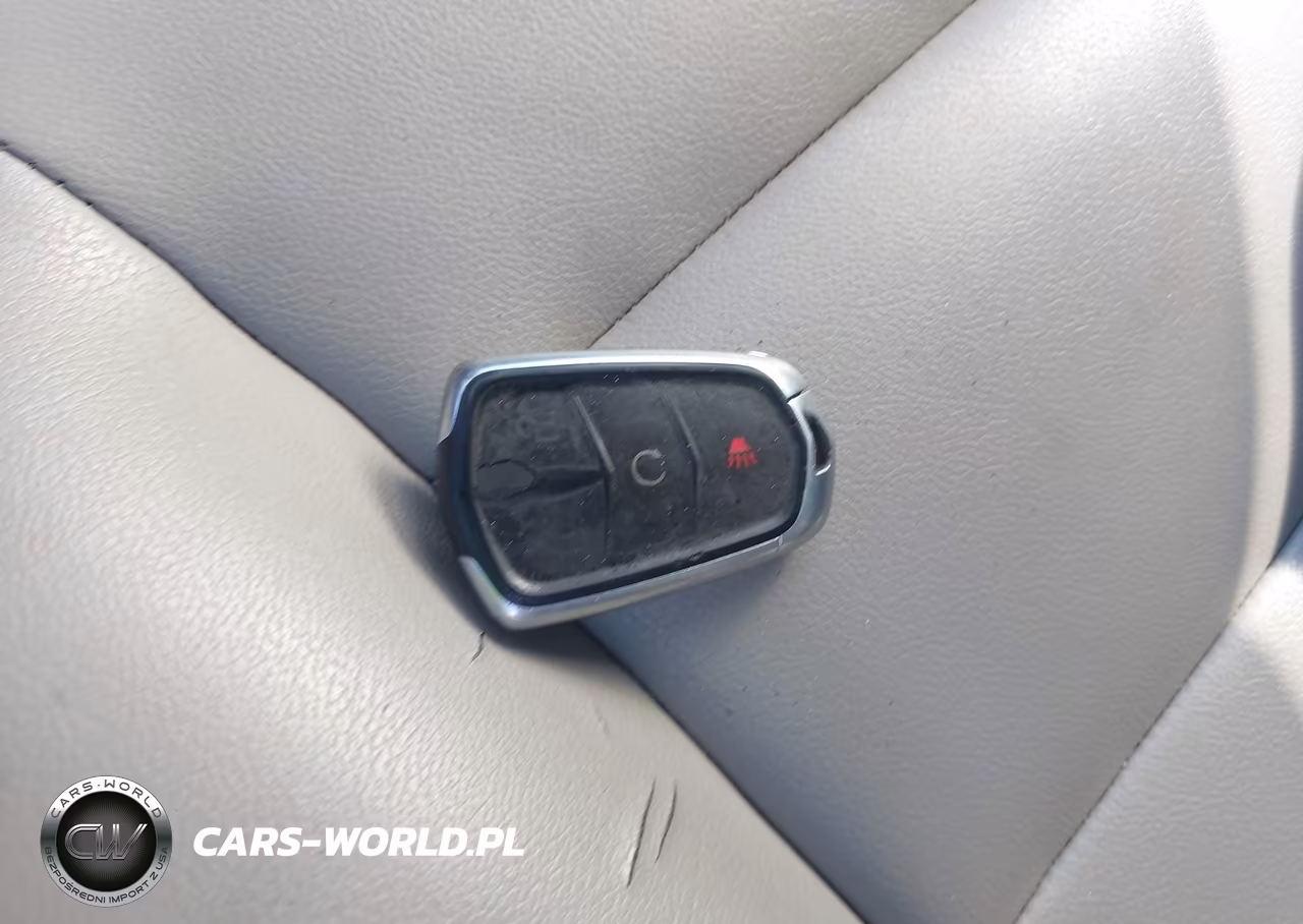 2019 Cadillac Xt4 Luxury VIN:1GYAZAR44KF147065 - 11