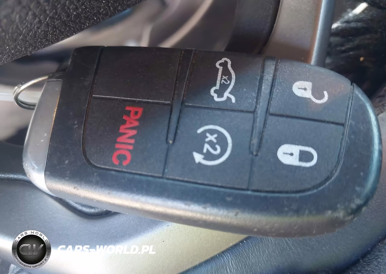 2018 Jeep Grand Cherokee Laredo E 4X2 VIN:1C4RJEAG8JC253497 - 11