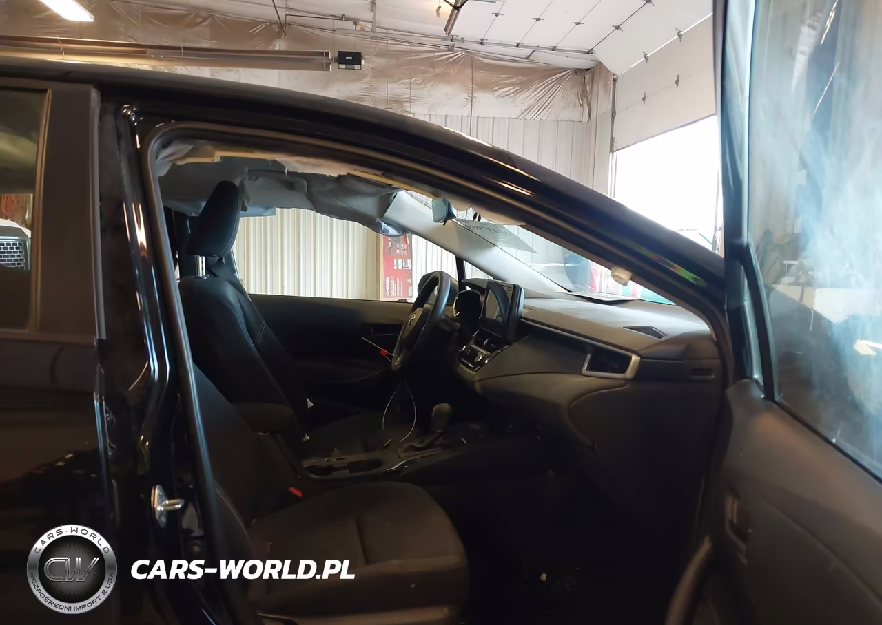 2024 Toyota Corolla Hybrid Le VIN:JTDBCMFE7R3064056 - 5