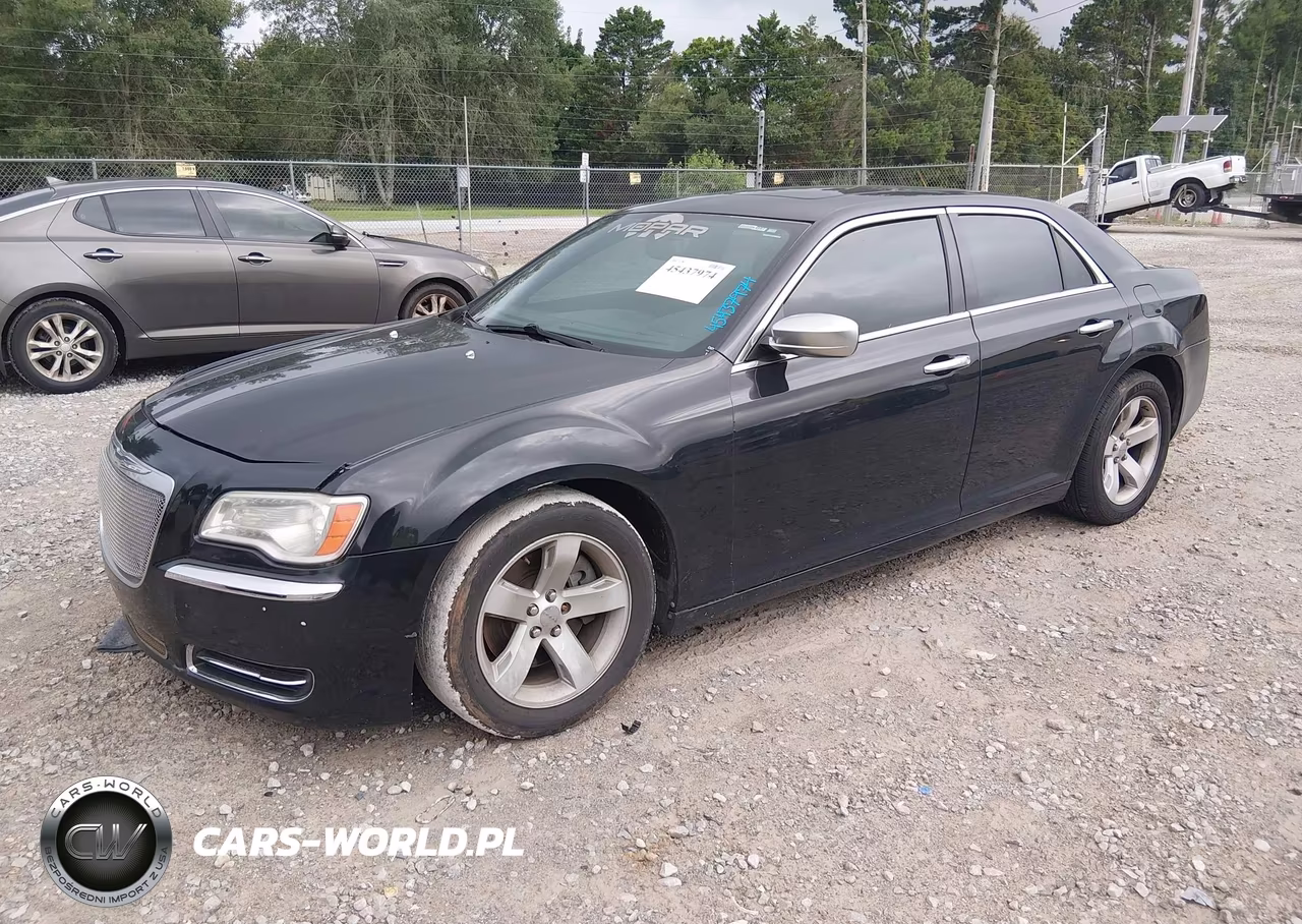 2013 Chrysler 300C John Varvatos Luxury Edition VIN:2C3CCADT5DH703551 - 2