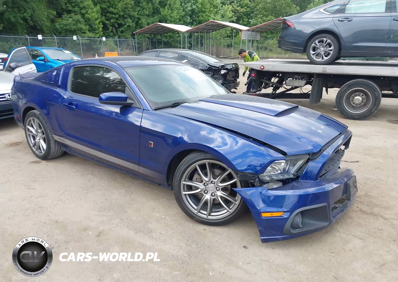 2013 Ford Mustang V6 Premium