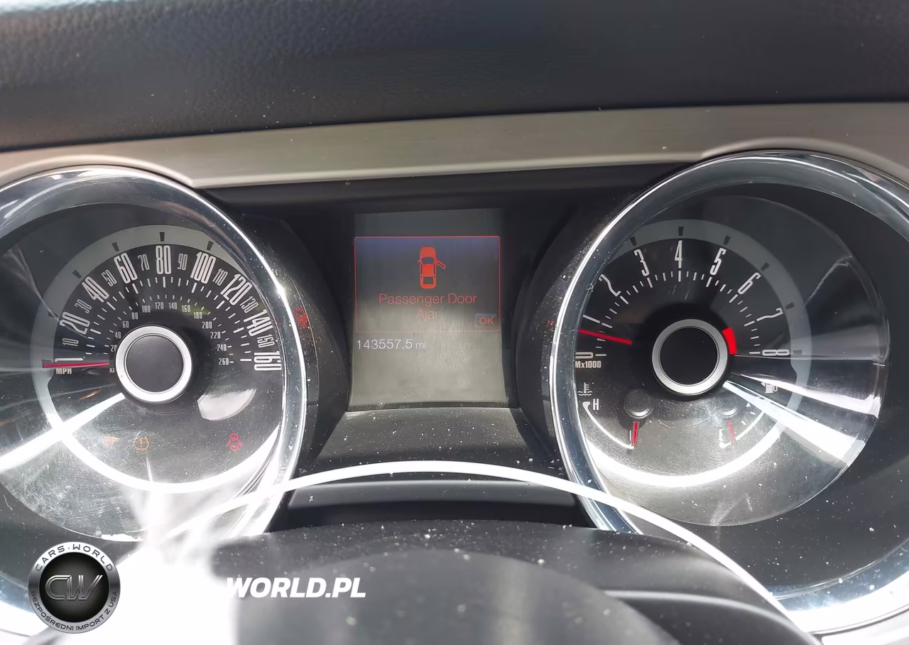 2013 Ford Mustang V6 Premium VIN:1ZVBP8AM9D5255661 - 7