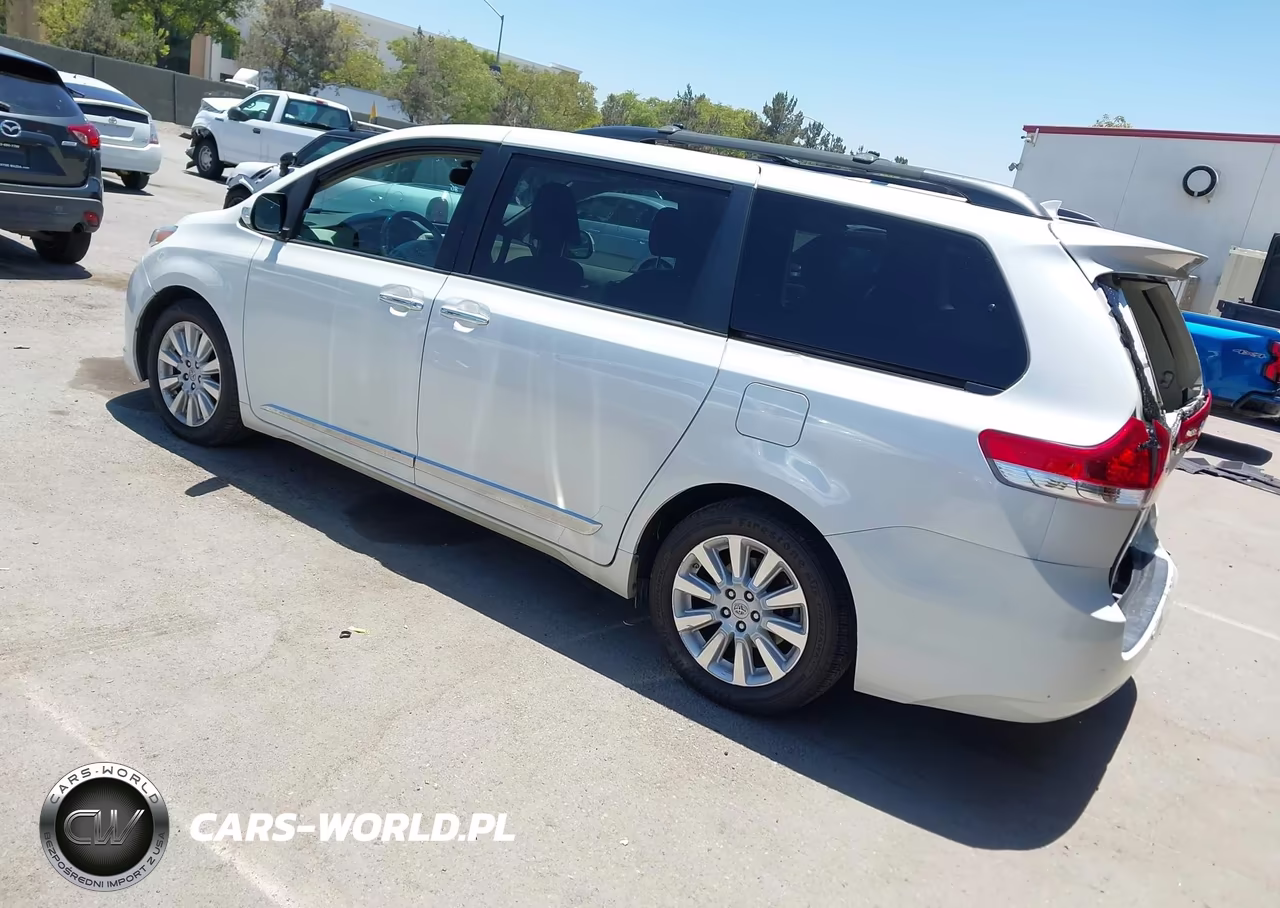 2013 Toyota Sienna Limited V6 7 Passenger VIN:5TDYK3DC6DS372979 - 3