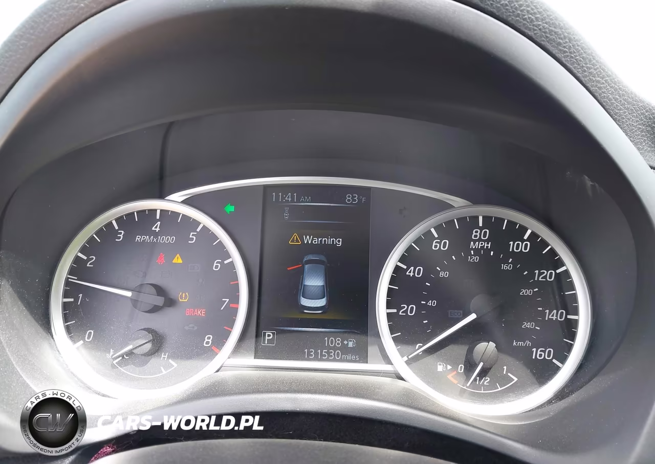 2018 Nissan Sentra S VIN:3N1AB7AP0JY291094 - 7
