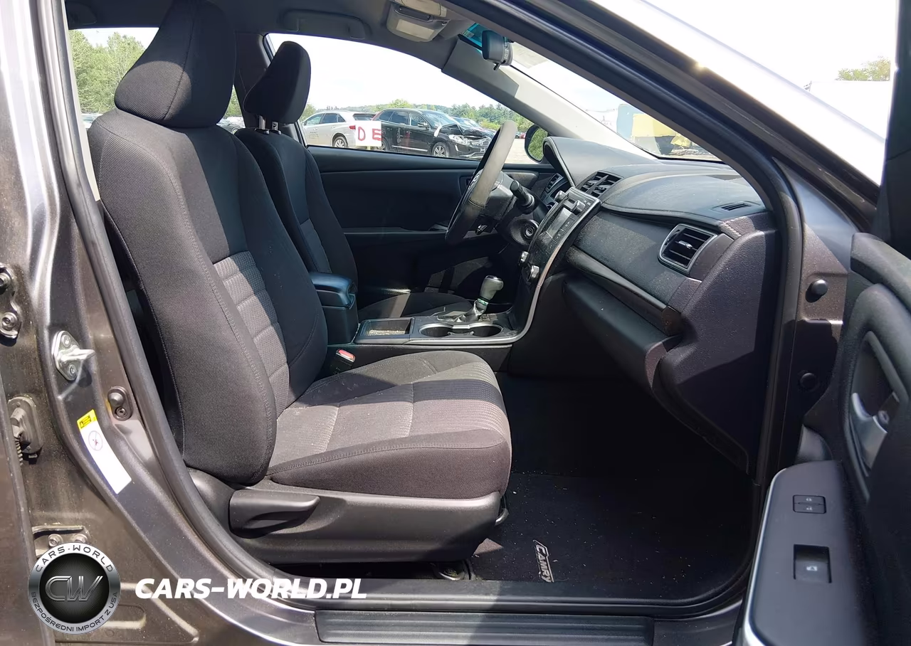 2017 Toyota Camry Le VIN:4T1BF1FK5HU326642 - 5