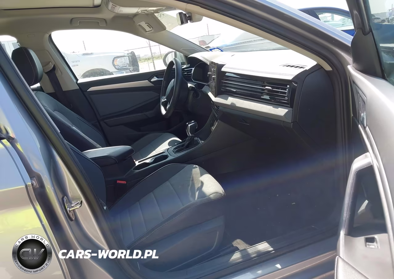 2026 Volkswagen Jetta Se VIN:3VW7W7BU1TM018589 - 5