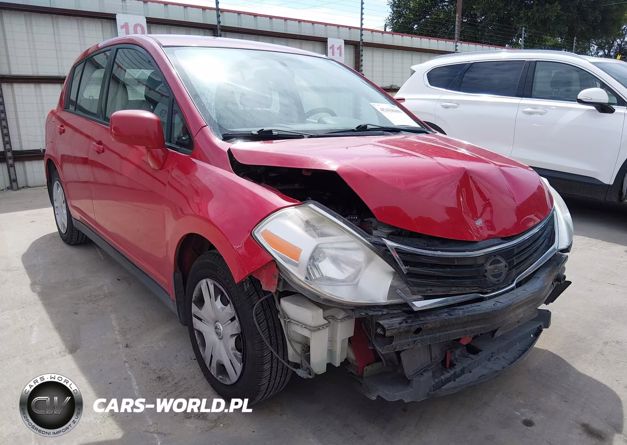 2012 Nissan Versa 1.8 S – zdjęcie 1 z 20