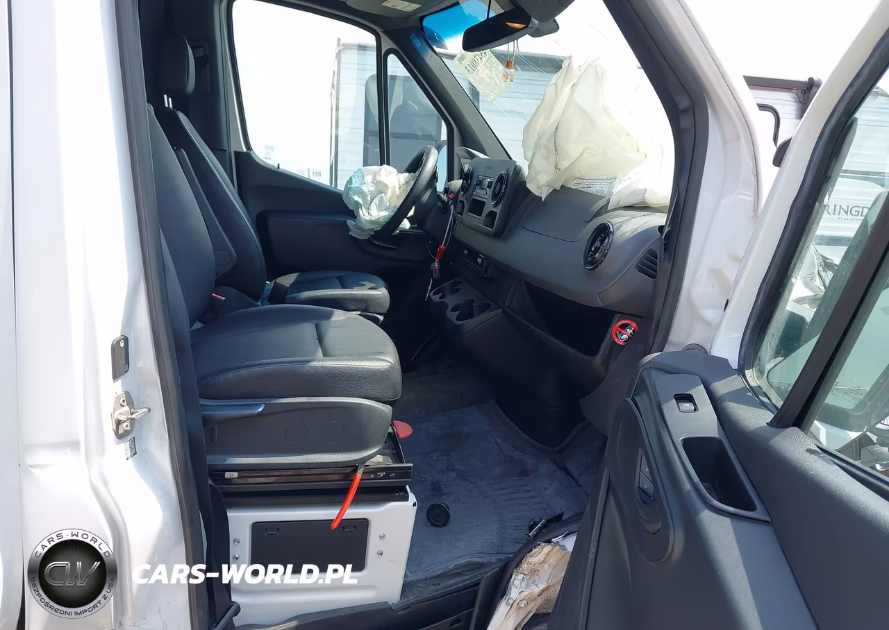 2021 Mercedes-Benz Sprinter 2500 Standard Roof V6 VIN:W1Y4EBHY4MT073560 - 5