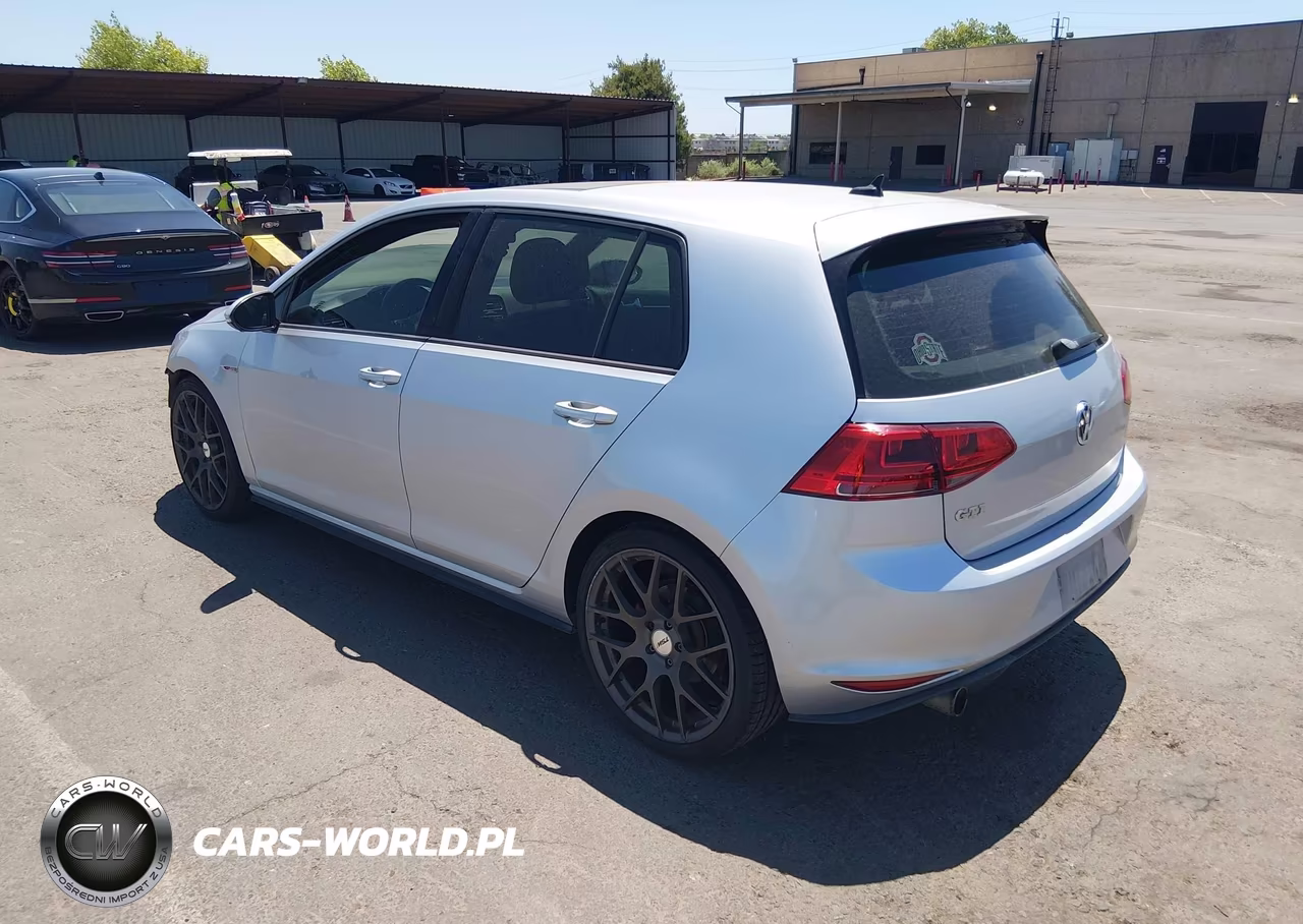 2015 Volkswagen Golf Gti 2.0T Se 4-Door VIN:3VW5T7AU8FM053152 - 3