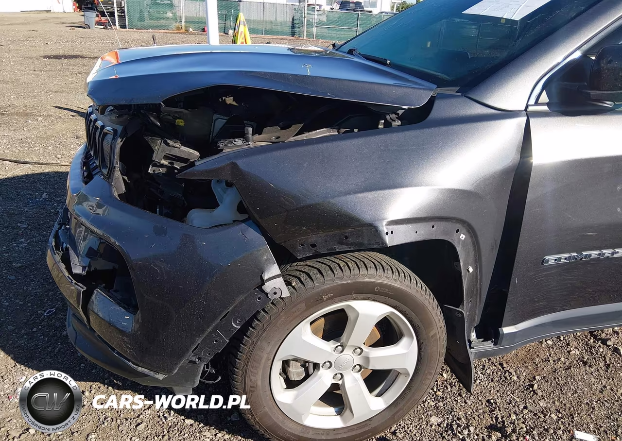2022 Jeep Compass Latitude 4X4 VIN:3C4NJDBBXNT170269 - 19