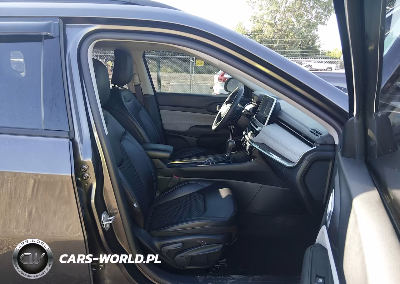 2022 Jeep Compass Latitude 4X4 VIN:3C4NJDBBXNT170269 - 5