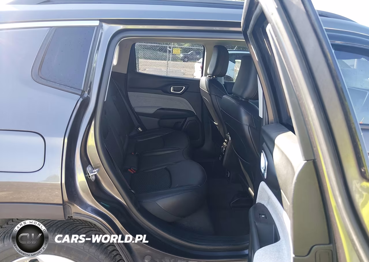 2022 Jeep Compass Latitude 4X4 VIN:3C4NJDBBXNT170269 - 8