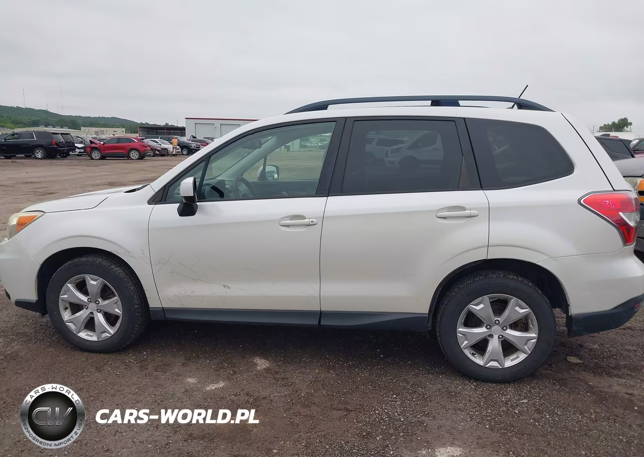 2015 Subaru Forester 2.5I Premium VIN:JF2SJADCXFH454090 - 14