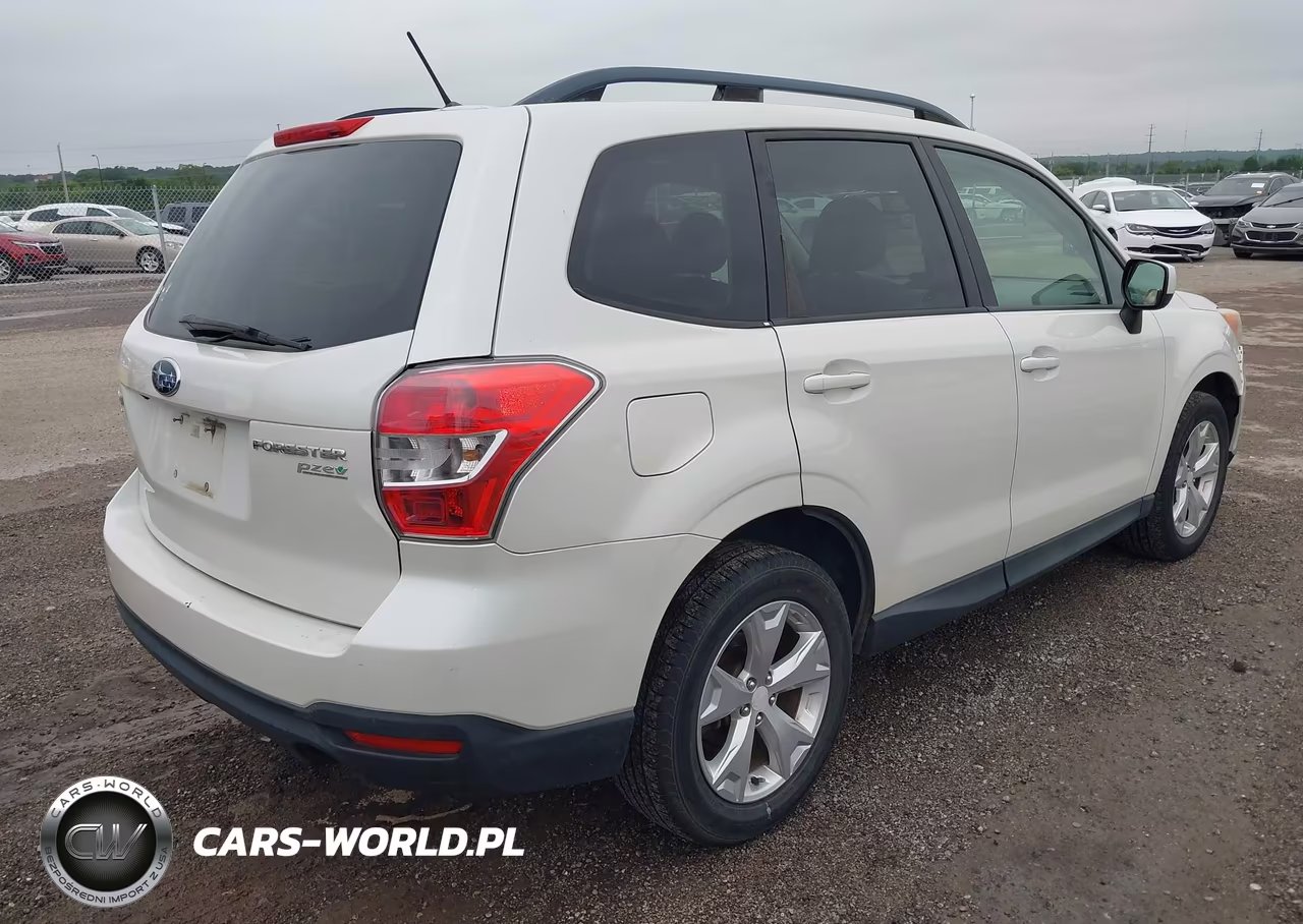 2015 Subaru Forester 2.5I Premium VIN:JF2SJADCXFH454090 - 4
