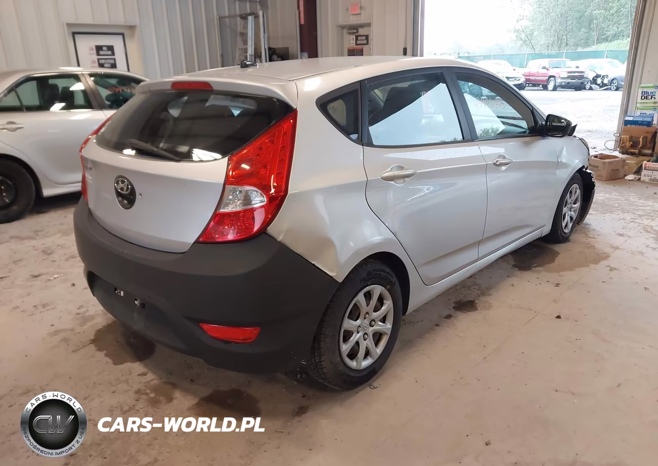 2012 Hyundai Accent Gs VIN:KMHCT5AE0CU036145 - 4
