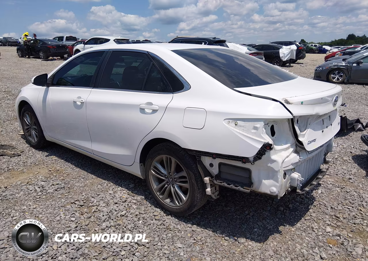 2017 Toyota Camry Se VIN:4T1BF1FK5HU733280 - 3