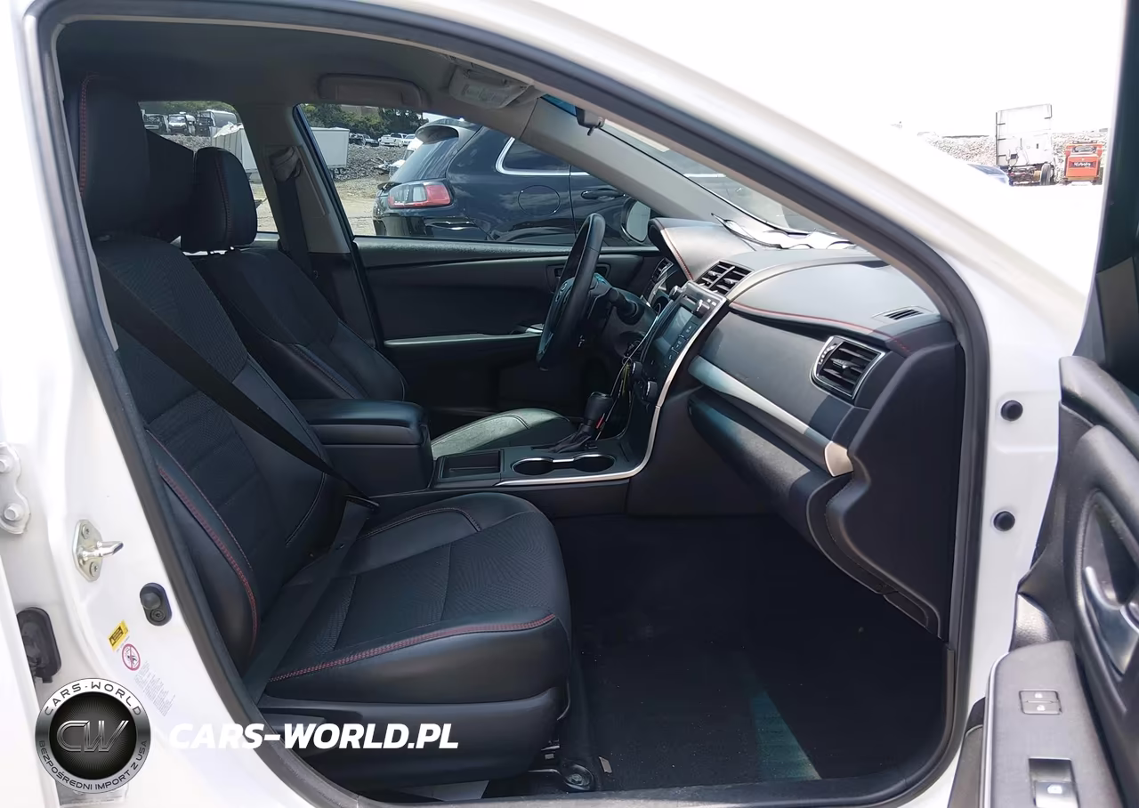 2017 Toyota Camry Se VIN:4T1BF1FK5HU733280 - 5