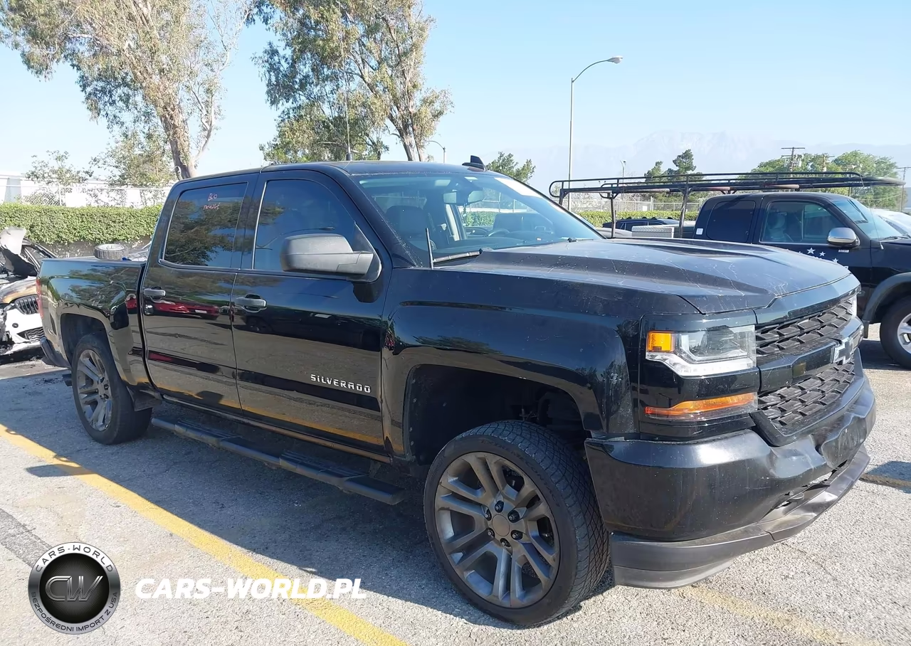 2018 Chevrolet Silverado 1500 Custom – zdjęcie 1 z 16