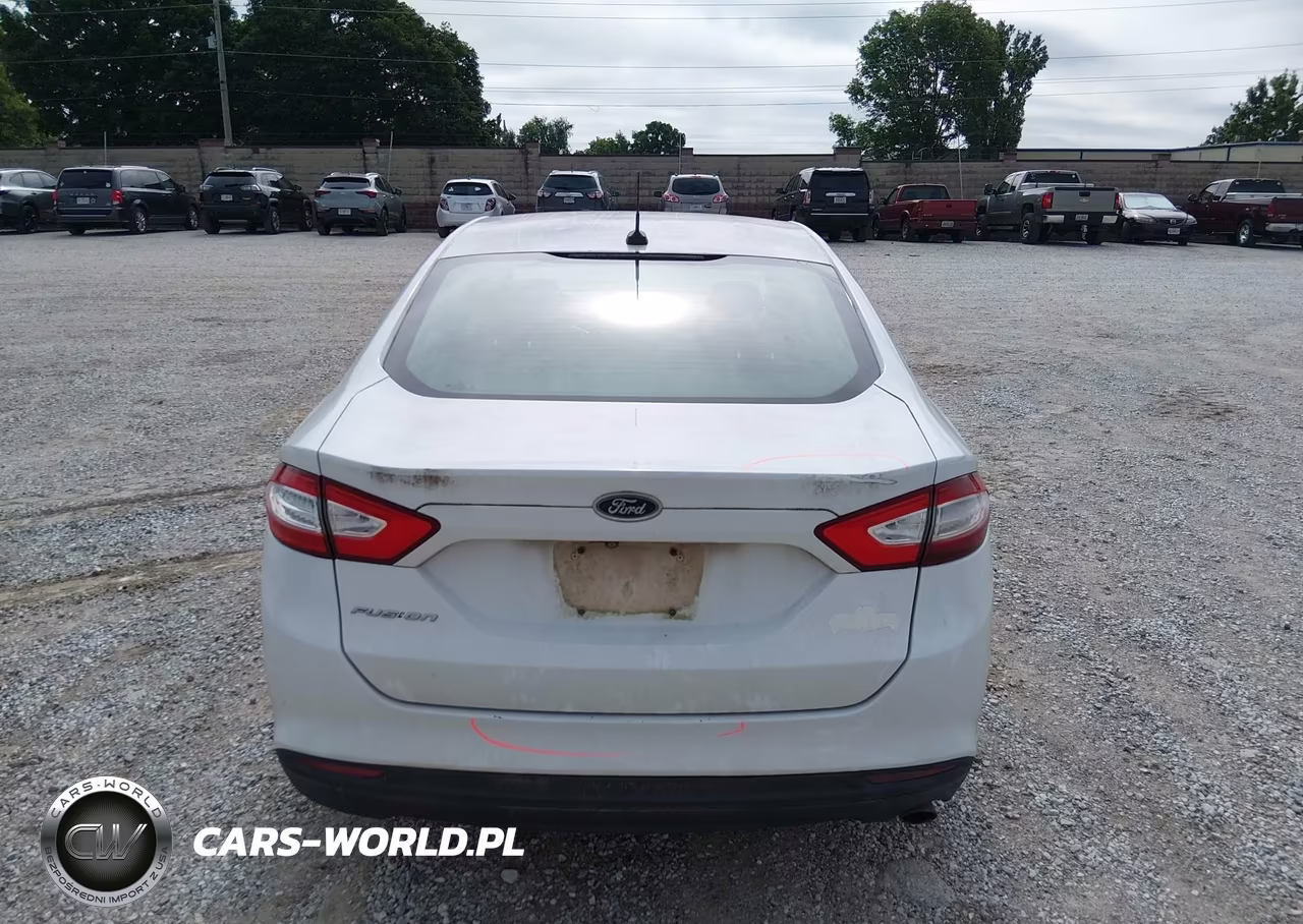 2015 Ford Fusion S VIN:3FA6P0G7XFR163942 - 16