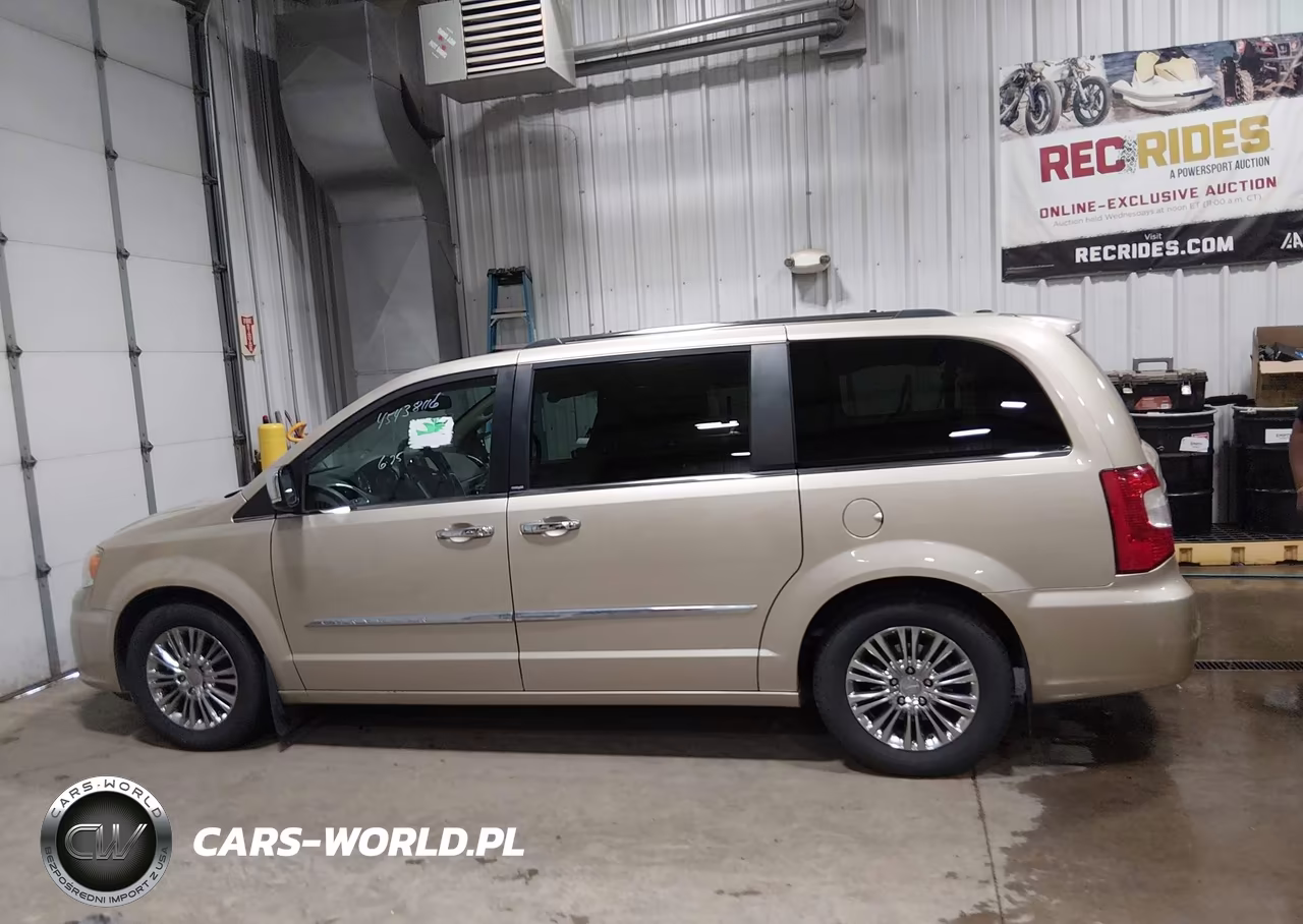 2011 Chrysler Town & Country Limited VIN:2A4RR6DG3BR766363 - 14