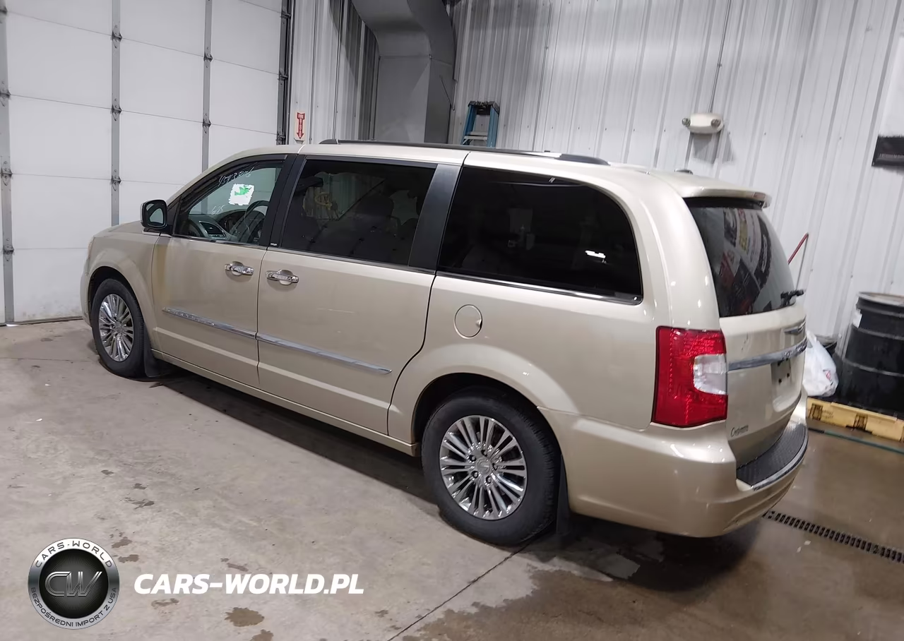 2011 Chrysler Town & Country Limited VIN:2A4RR6DG3BR766363 - 3