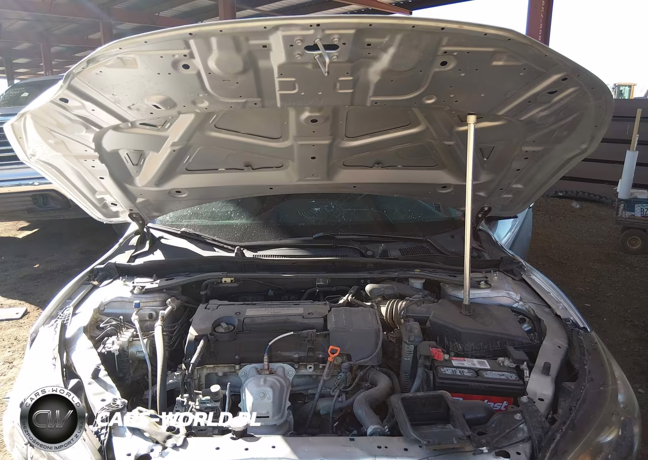 2015 Honda Accord Sport VIN:1HGCR2F5XFA037370 - 10