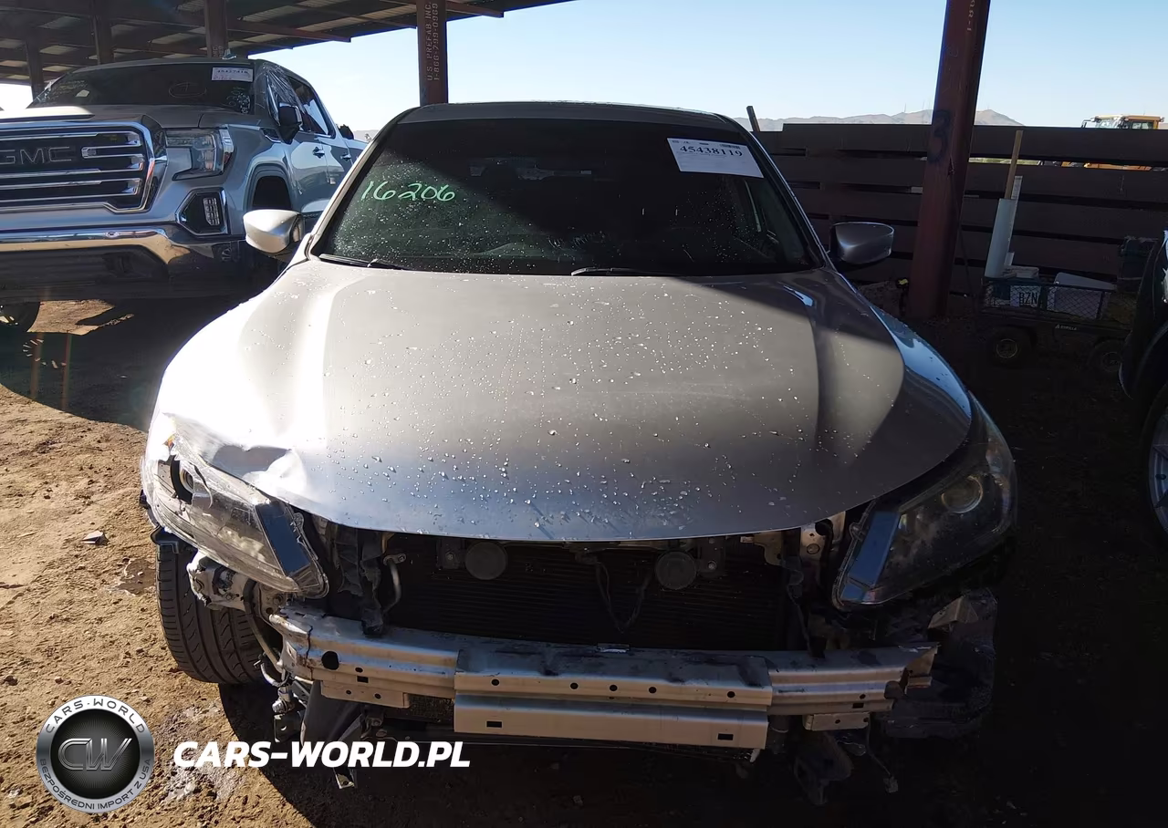 2015 Honda Accord Sport VIN:1HGCR2F5XFA037370 - 13