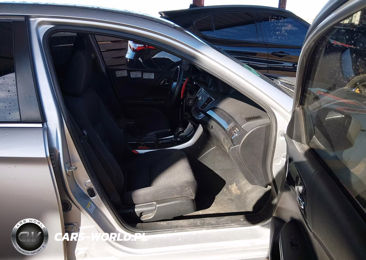 2015 Honda Accord Sport VIN:1HGCR2F5XFA037370 - 5