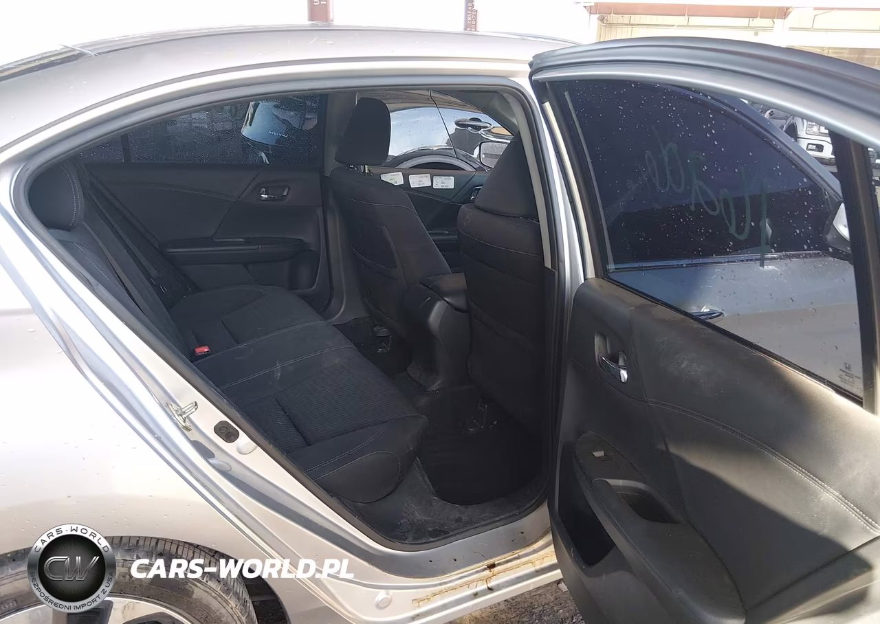 2015 Honda Accord Sport VIN:1HGCR2F5XFA037370 - 8