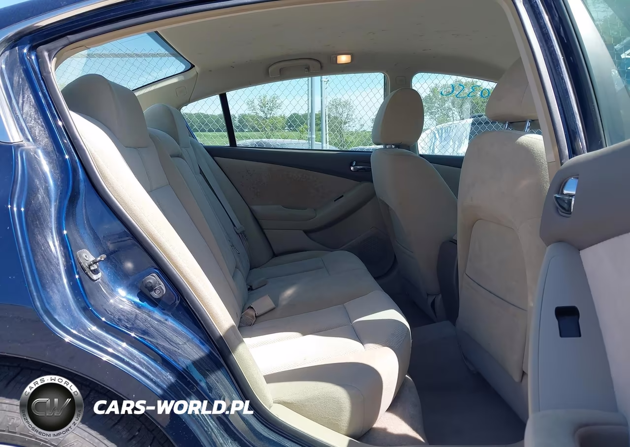 2007 Nissan Altima 2.5 S VIN:1N4AL21E37N410697 - 8