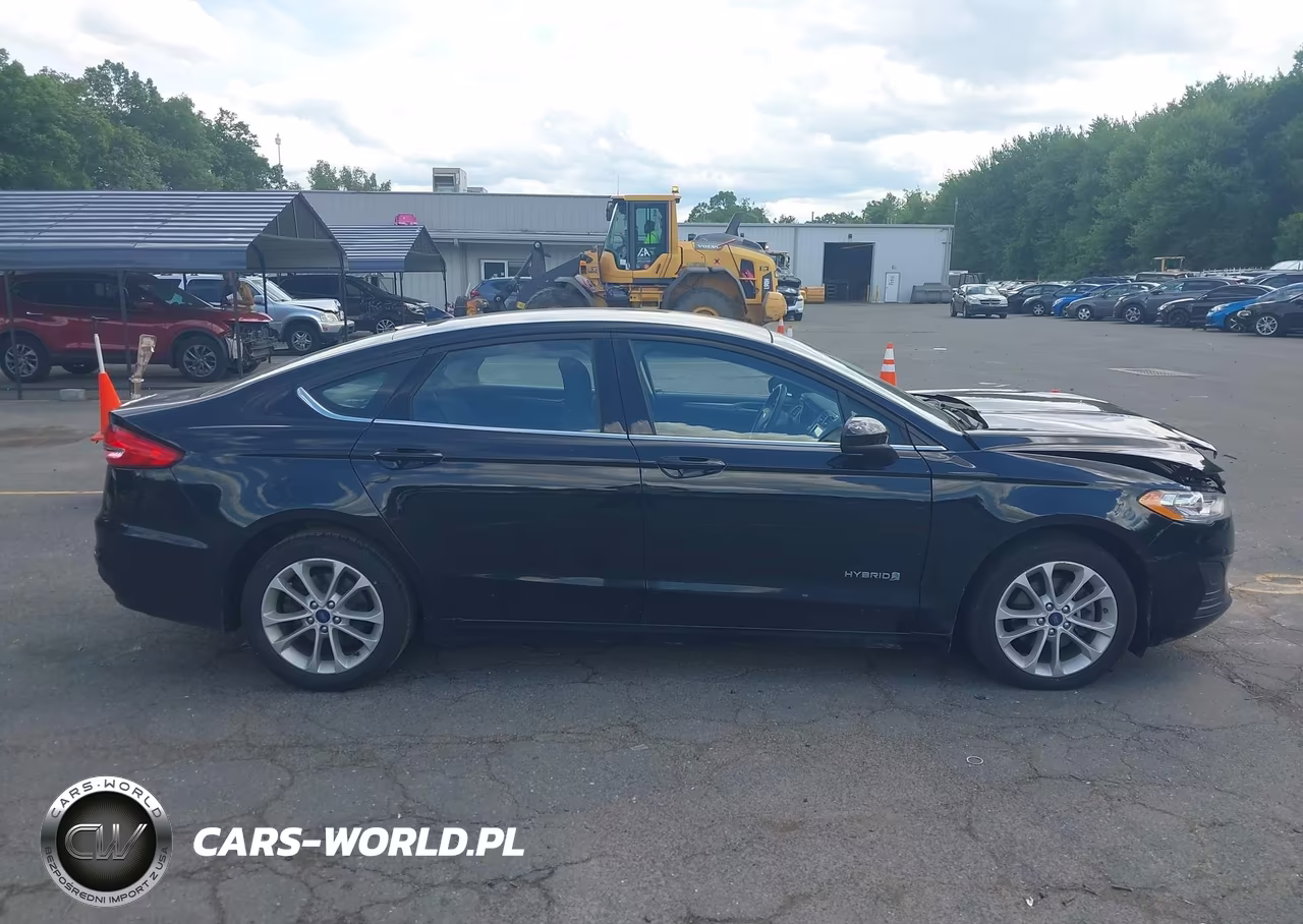 2019 Ford Fusion Hybrid Se VIN:3FA6P0LU8KR258148 - 13
