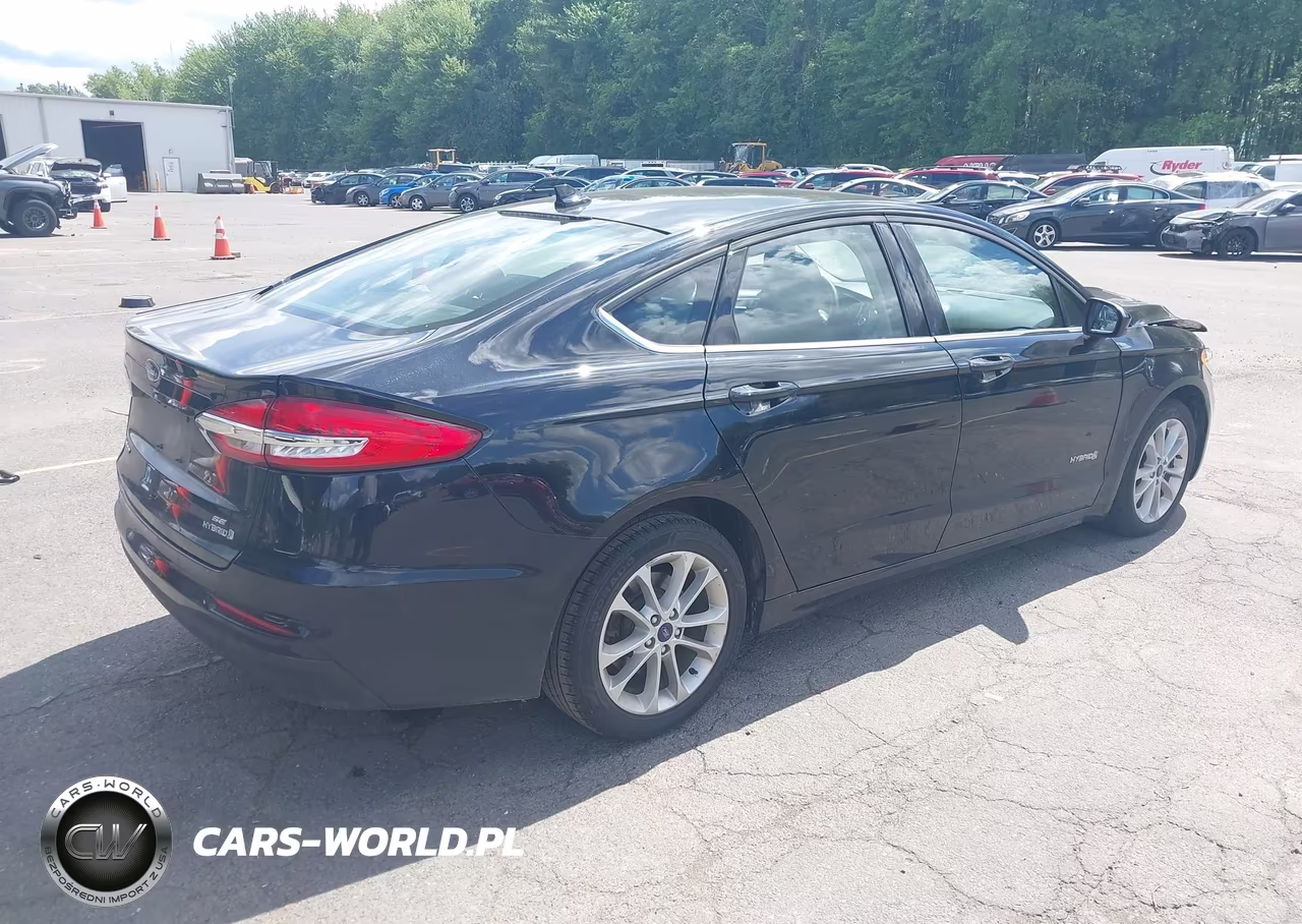 2019 Ford Fusion Hybrid Se VIN:3FA6P0LU8KR258148 - 4