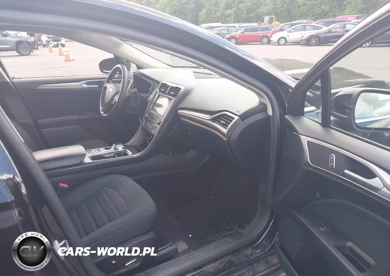 2019 Ford Fusion Hybrid Se VIN:3FA6P0LU8KR258148 - 5