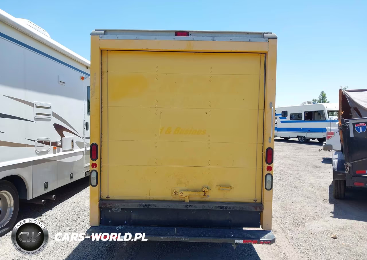 2006 GMC Savana Cutaway Work Van VIN:1GDGG31V461900257 - 16