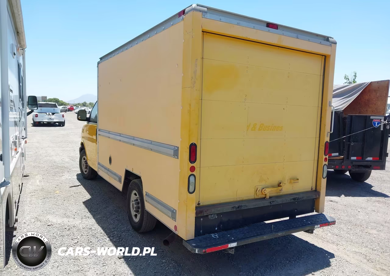2006 GMC Savana Cutaway Work Van VIN:1GDGG31V461900257 - 3