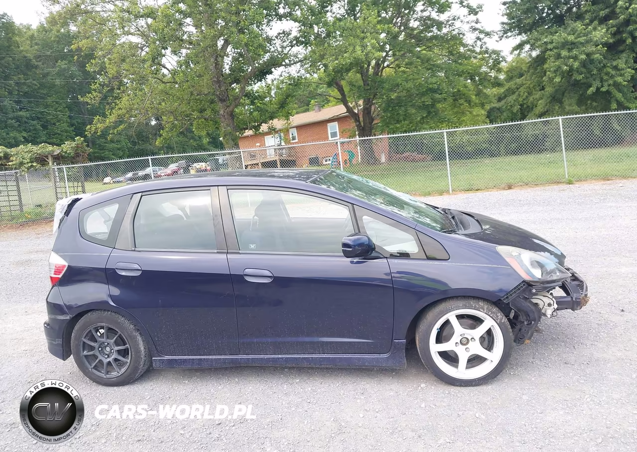 2010 Honda Fit Sport VIN:JHMGE8G48AS006818 - 14