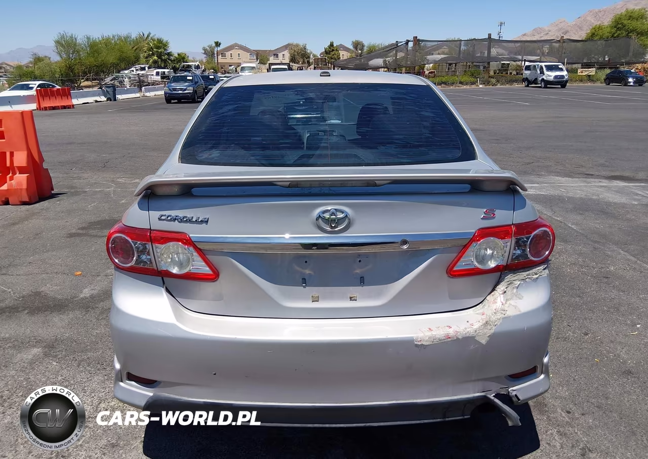 2011 Toyota Corolla S VIN:2T1BU4EE4BC703876 - 17